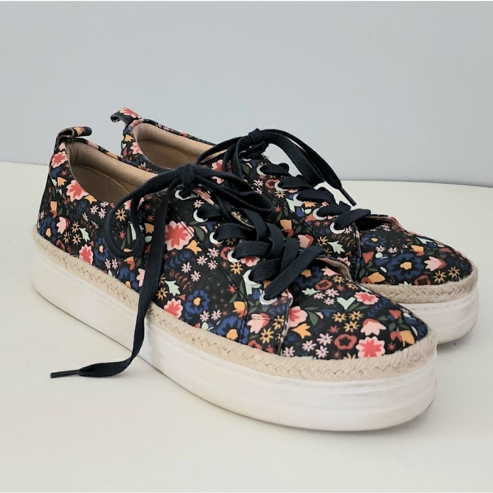 Jack Rogers floral athletic shoes women's size 8.5 blue field